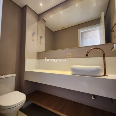 Apartamento com 60m², 1 quarto (sendo 1 suíte), 1 garagem, no bairro Carvoeira em Florianópolis