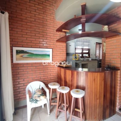 Casa com 188m², 5 quartos (sendo 1 suíte), 3 garagens, no bairro Ingleses em Florianópolis