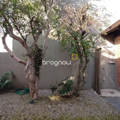 Casa com 188m², 5 quartos (sendo 1 suíte), 3 garagens, no bairro Ingleses em Florianópolis