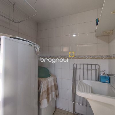 Casa com 188m², 5 quartos (sendo 1 suíte), 3 garagens, no bairro Ingleses em Florianópolis