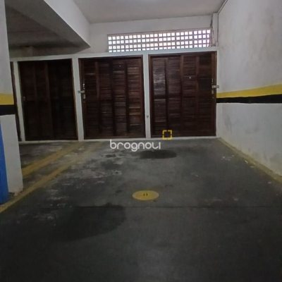 Apartamento com 131m², 3 quartos (sendo 2 suítes), 1 garagem, no bairro Balneário em Florianópolis