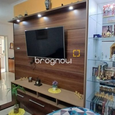 Apartamento com 131m², 3 quartos (sendo 2 suítes), 1 garagem, no bairro Balneário em Florianópolis
