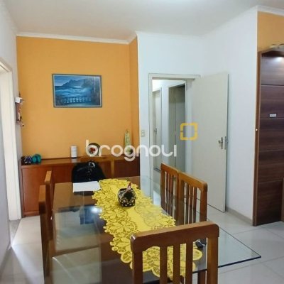 Apartamento com 131m², 3 quartos (sendo 2 suítes), 1 garagem, no bairro Balneário em Florianópolis