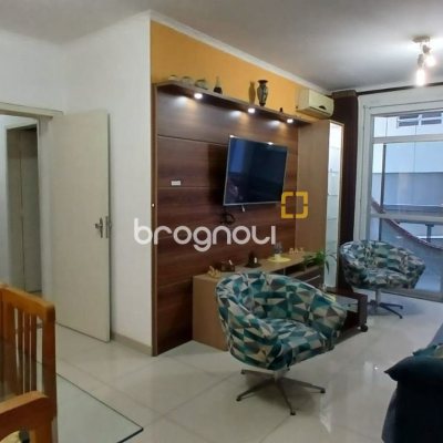 Apartamento com 131m², 3 quartos (sendo 2 suítes), 1 garagem, no bairro Balneário em Florianópolis