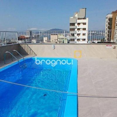 Apartamento com 131m², 3 quartos (sendo 2 suítes), 1 garagem, no bairro Balneário em Florianópolis