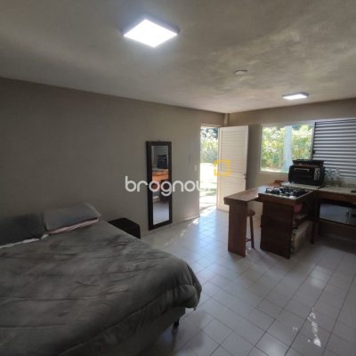 Casa com 110m², 3 quartos, 2 garagens, no bairro Enseada de Brito em Palhoça
