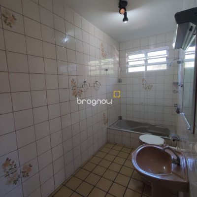 Casa com 110m², 3 quartos, 2 garagens, no bairro Enseada de Brito em Palhoça