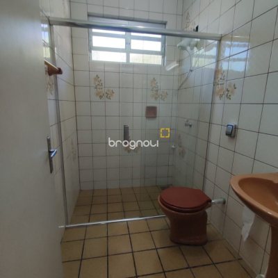Casa com 110m², 3 quartos, 2 garagens, no bairro Enseada de Brito em Palhoça