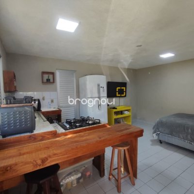 Casa com 110m², 3 quartos, 2 garagens, no bairro Enseada de Brito em Palhoça