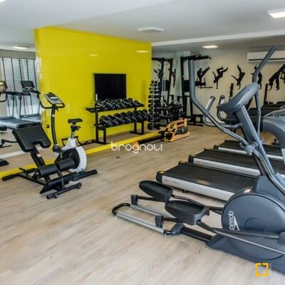 Apartamento com 69m², 2 quartos (sendo 1 suíte), 2 garagens, no bairro Itacorubi em Florianópolis