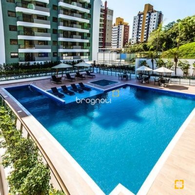 Apartamento com 69m², 2 quartos (sendo 1 suíte), 2 garagens, no bairro Itacorubi em Florianópolis