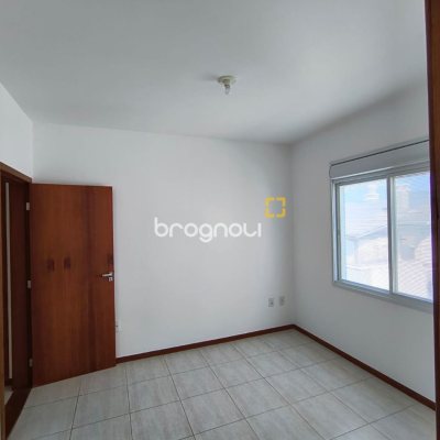 Apartamento com 142m², 2 quartos (sendo 2 suítes), 20 garagens, no bairro Lagoa da Conceição em Florianópolis