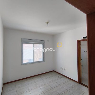 Apartamento com 142m², 2 quartos (sendo 2 suítes), 20 garagens, no bairro Lagoa da Conceição em Florianópolis