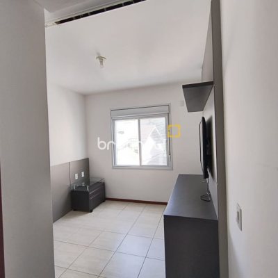 Apartamento com 142m², 2 quartos (sendo 2 suítes), 20 garagens, no bairro Lagoa da Conceição em Florianópolis