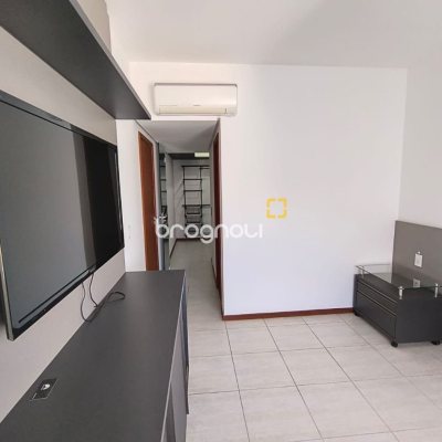 Apartamento com 142m², 2 quartos (sendo 2 suítes), 20 garagens, no bairro Lagoa da Conceição em Florianópolis