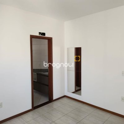 Apartamento com 142m², 2 quartos (sendo 2 suítes), 20 garagens, no bairro Lagoa da Conceição em Florianópolis