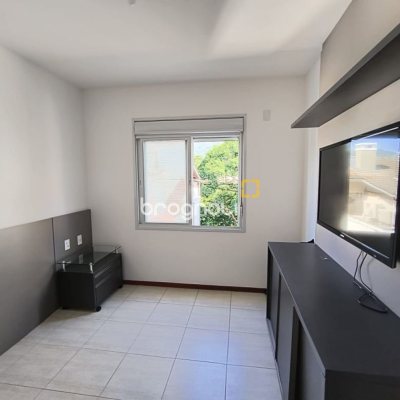 Apartamento com 142m², 2 quartos (sendo 2 suítes), 20 garagens, no bairro Lagoa da Conceição em Florianópolis