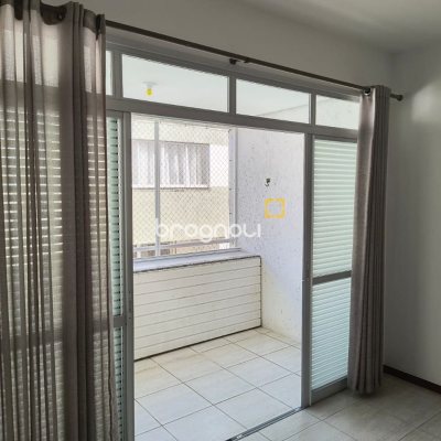 Apartamento com 142m², 2 quartos (sendo 2 suítes), 20 garagens, no bairro Lagoa da Conceição em Florianópolis
