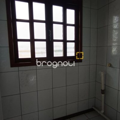 Apartamento com 83m², 3 quartos (sendo 1 suíte), 1 garagem, no bairro Ingleses em Florianópolis