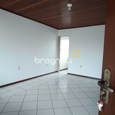 Apartamento com 83m², 3 quartos (sendo 1 suíte), 1 garagem, no bairro Ingleses em Florianópolis