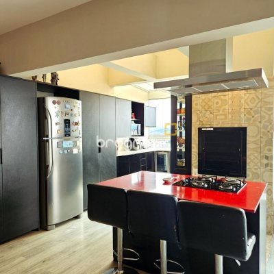 Cobertura com 170m², 3 quartos (sendo 3 suítes), 2 garagens, no bairro Estreito em Florianópolis