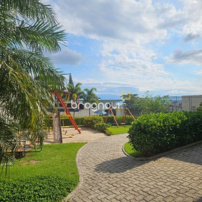Cobertura com 170m², 3 quartos (sendo 3 suítes), 2 garagens, no bairro Estreito em Florianópolis