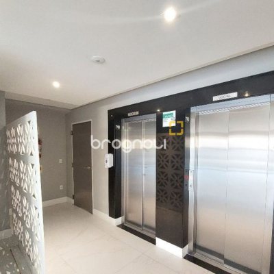 Cobertura com 170m², 3 quartos (sendo 3 suítes), 2 garagens, no bairro Estreito em Florianópolis