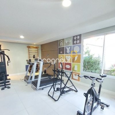 Cobertura com 170m², 3 quartos (sendo 3 suítes), 2 garagens, no bairro Estreito em Florianópolis