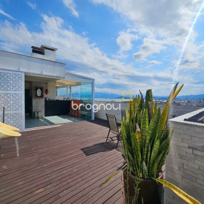 Cobertura com 170m², 3 quartos (sendo 3 suítes), 2 garagens, no bairro Estreito em Florianópolis