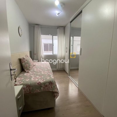 Apartamento com 55m², 2 quartos, 1 garagem, no bairro Potecas em São José