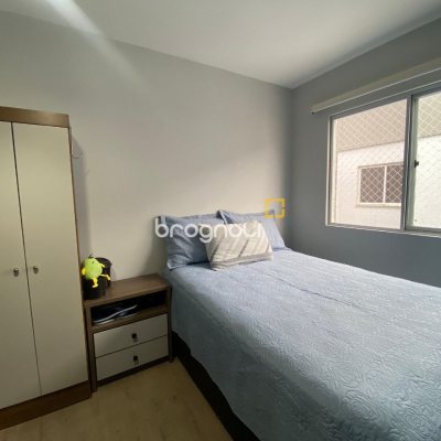 Apartamento com 55m², 2 quartos, 1 garagem, no bairro Potecas em São José