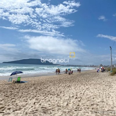 Casa com 120m², 3 quartos, 2 garagens, no bairro Ingleses em Florianópolis