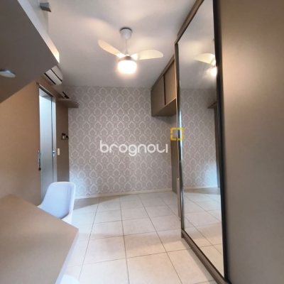Apartamento com 107m², 3 quartos (sendo 1 suíte), 2 garagens, no bairro Itacorubi em Florianópolis