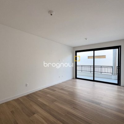 Casa de Condomínio com 230m², 3 quartos (sendo 3 suítes), 2 garagens, no bairro Cacupé em Florianópolis