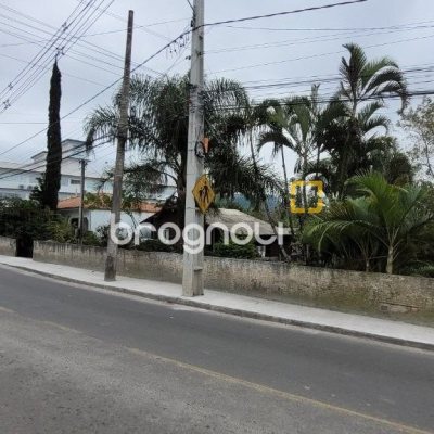 Terreno com 1451m², no bairro Bela Vista em Palhoça