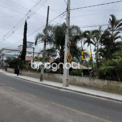 Terreno com 1451m², no bairro Bela Vista em Palhoça