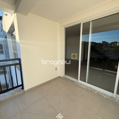 Apartamento com 96m², 1 quarto (sendo 1 suíte), 2 garagens, no bairro João Paulo em Florianópolis