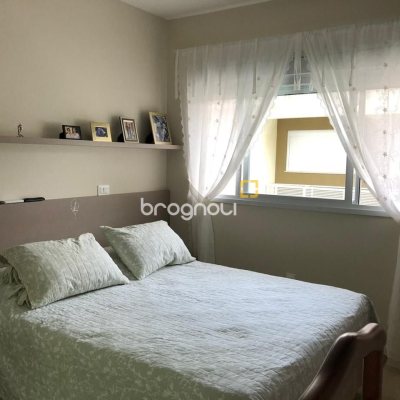 Cobertura com 197m², 4 quartos (sendo 2 suítes), 2 garagens, no bairro Ingleses em Florianópolis
