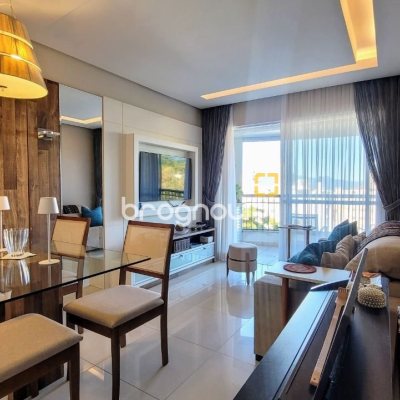 Apartamento com 94m², 2 quartos (sendo 2 suítes), 2 garagens, no bairro Coqueiros em Florianópolis