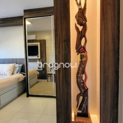 Apartamento com 94m², 2 quartos (sendo 2 suítes), 2 garagens, no bairro Coqueiros em Florianópolis