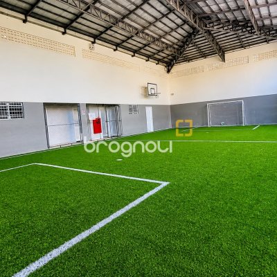 Apartamento com 94m², 2 quartos (sendo 2 suítes), 2 garagens, no bairro Coqueiros em Florianópolis