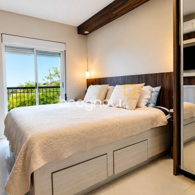 Apartamento com 94m², 2 quartos (sendo 2 suítes), 2 garagens, no bairro Coqueiros em Florianópolis