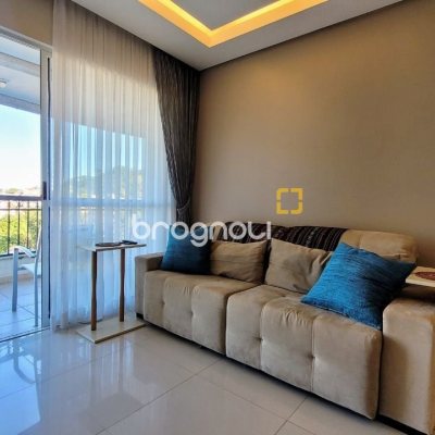 Apartamento com 94m², 2 quartos (sendo 2 suítes), 2 garagens, no bairro Coqueiros em Florianópolis