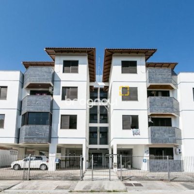 Apartamento com 69m², 2 quartos, 1 garagem, no bairro Canasvieiras em Florianópolis