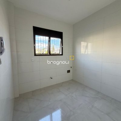 Apartamento com 69m², 2 quartos, 1 garagem, no bairro Canasvieiras em Florianópolis