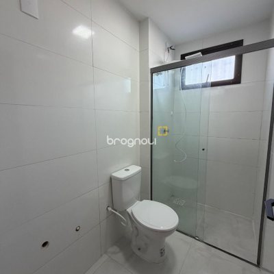 Apartamento com 69m², 2 quartos, 1 garagem, no bairro Canasvieiras em Florianópolis