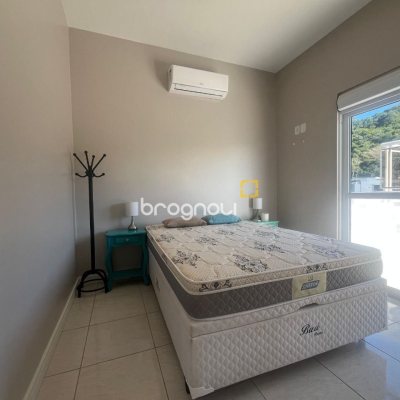 Cobertura com 128m², 4 quartos (sendo 1 suíte), 1 garagem, no bairro Canasvieiras em Florianópolis