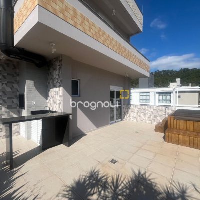 Cobertura com 128m², 4 quartos (sendo 1 suíte), 1 garagem, no bairro Canasvieiras em Florianópolis