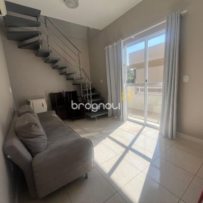 Cobertura com 128m², 4 quartos (sendo 1 suíte), 1 garagem, no bairro Canasvieiras em Florianópolis