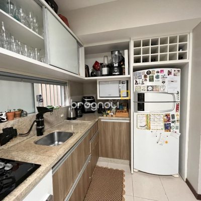 Casa com 120m², 3 quartos (sendo 1 suíte), 2 garagens, no bairro Campeche em Florianópolis